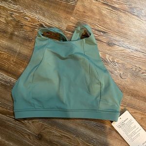 Lululemon Free to be Serene High Neck